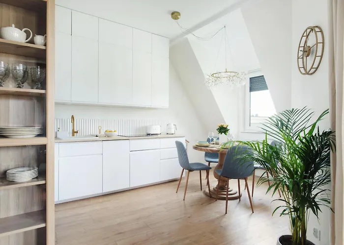 Luna Apartment